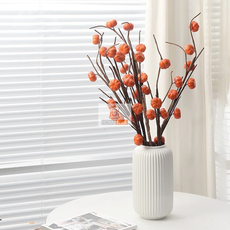 Instagram style Nordic modern minimalist vertical pattern vase