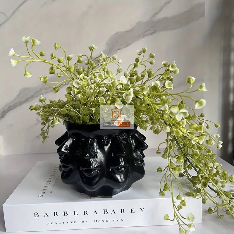 Abstract Multi faceted Face Creative Outdoor Flower Pot