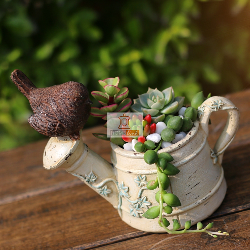 Creative countryside bird water bottle shaped resin flowerpot