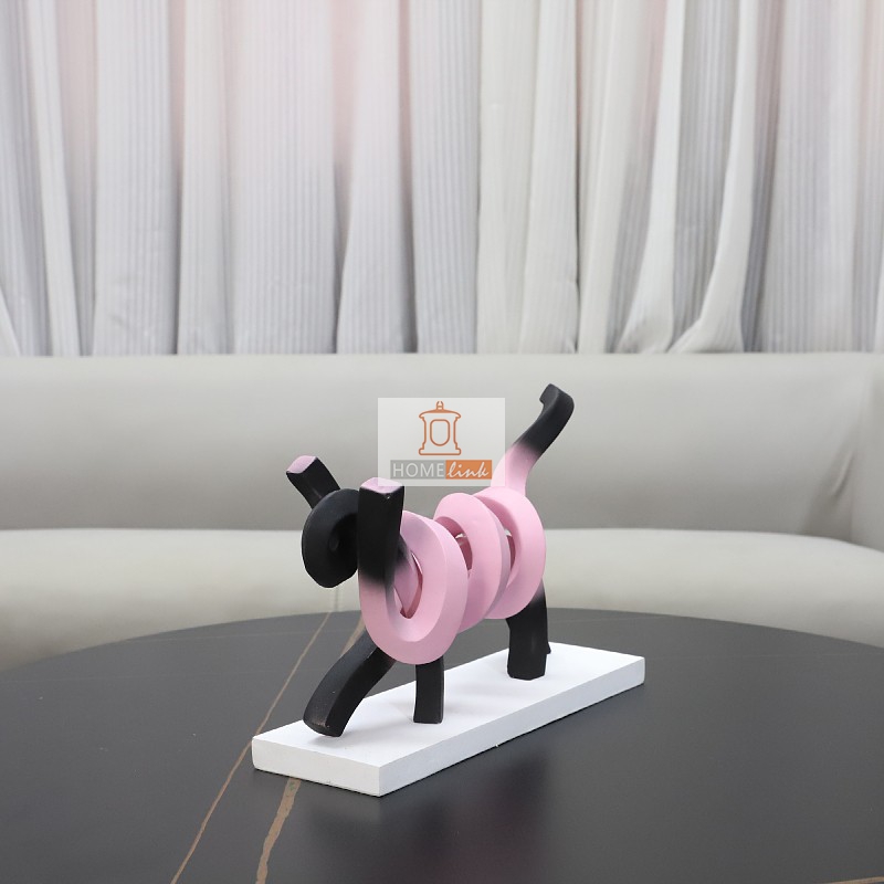 European Light Luxury Abstract Curved Cat Resin Decoration