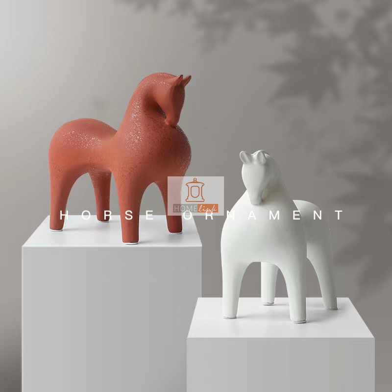 Modern minimalist abstract fat horse shaped resin ornaments