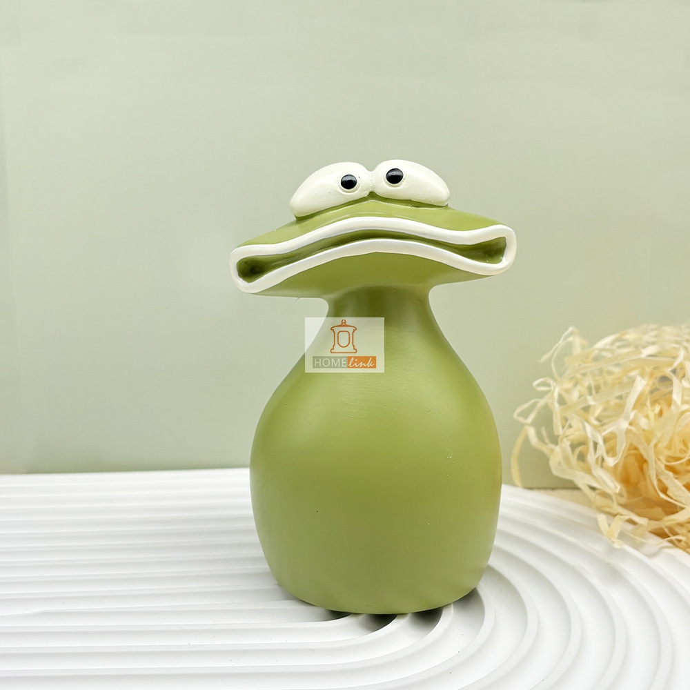Cartoon cute big mouthed frog ornament