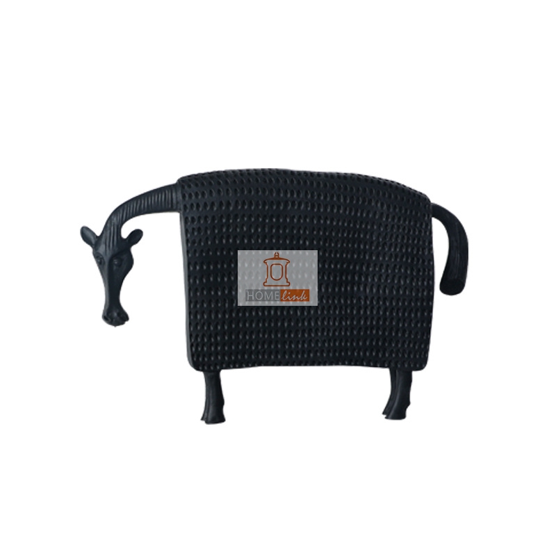 Nordic modern creative black and white armor horse handicraft ornaments